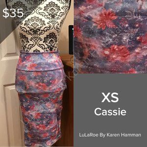 Pastel color pencil skirt cassie